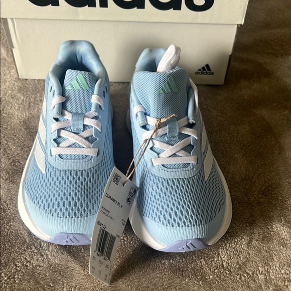 Adidas Blue and White Sneakers Lightweight Mesh - Picture 3 of 7